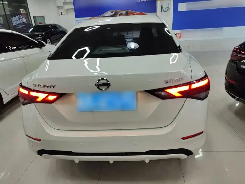 Nissan Sylphy 2023 из CN, фото 7