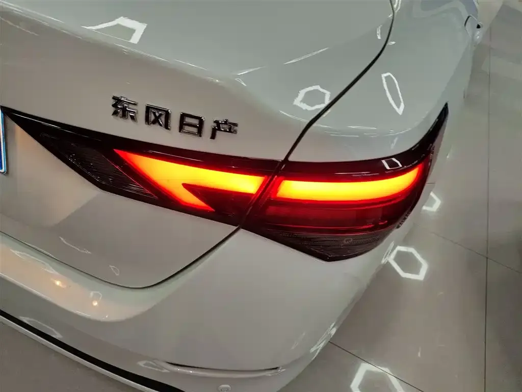 Nissan Sylphy 2023 из CN, фото 5