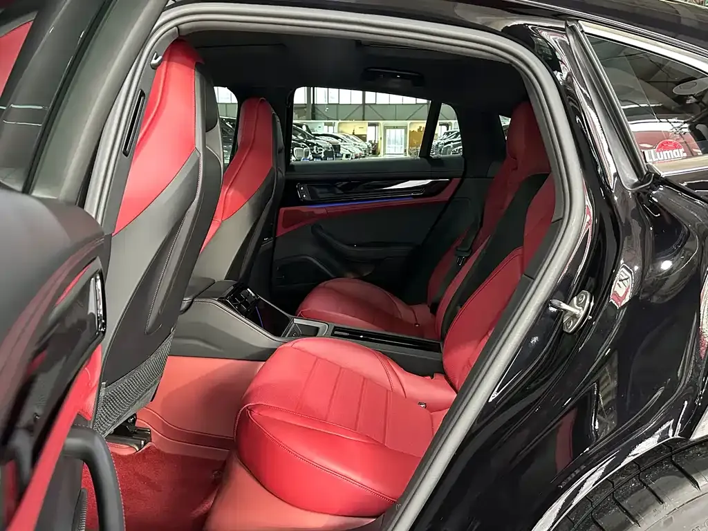 Porsche Panamera 2025 из CN, фото 6