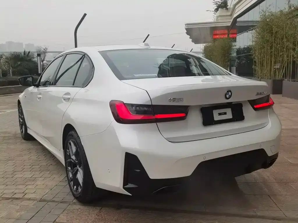 BMW 3 Series 2025 из CN, фото 4