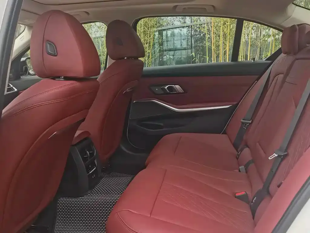 BMW 3 Series 2025 из CN, фото 7