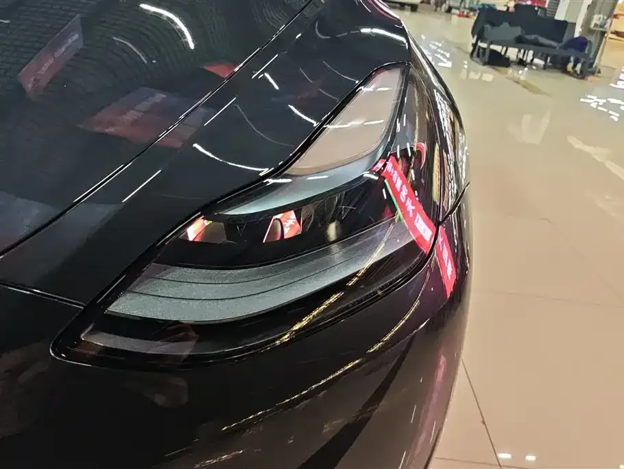 Tesla Model Y 2025 из CN, фото 3