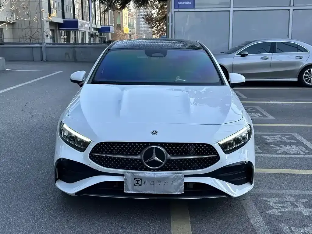 Mercedes-Benz A-Class 2023 из CN, фото 6