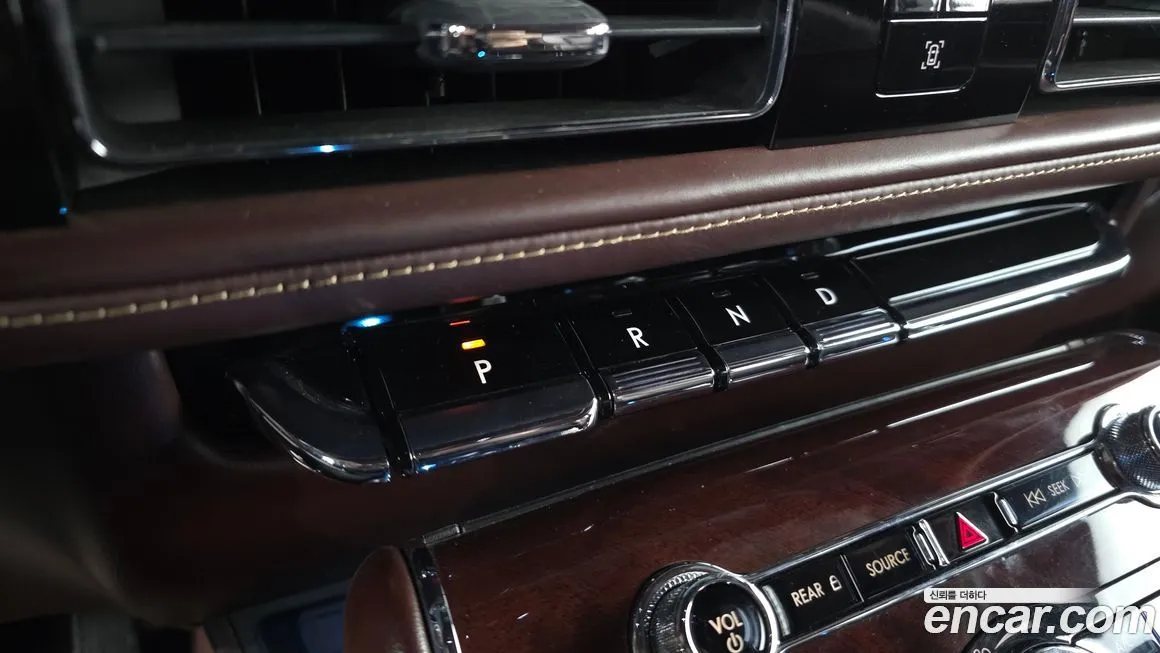 Lincoln Aviator 2023 из KR, фото 9