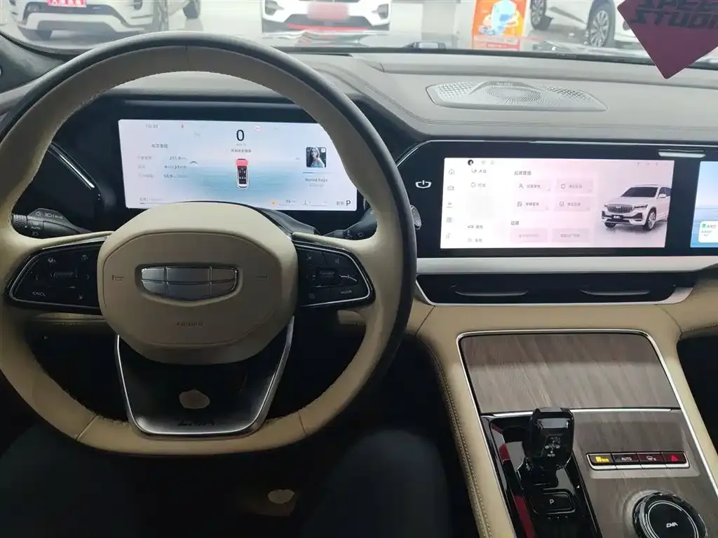 Geely Xingyue L 2024 из CN, фото 2