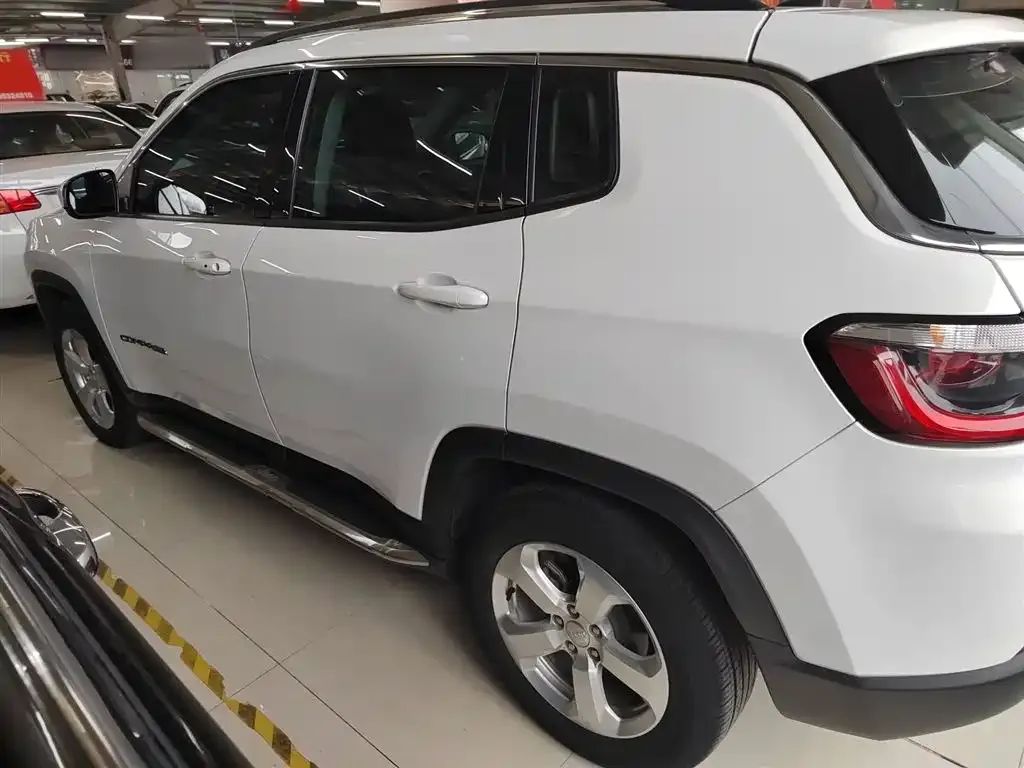 Jeep Compass 2021 из CN, фото 5