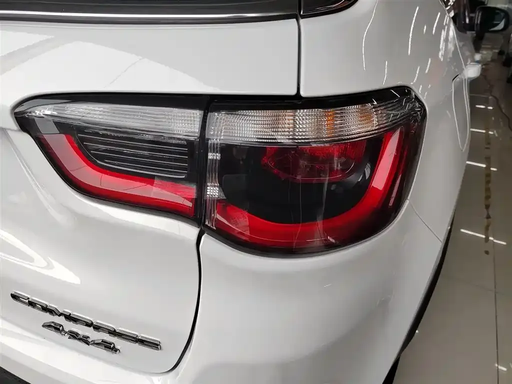 Jeep Compass 2021 из CN, фото 8