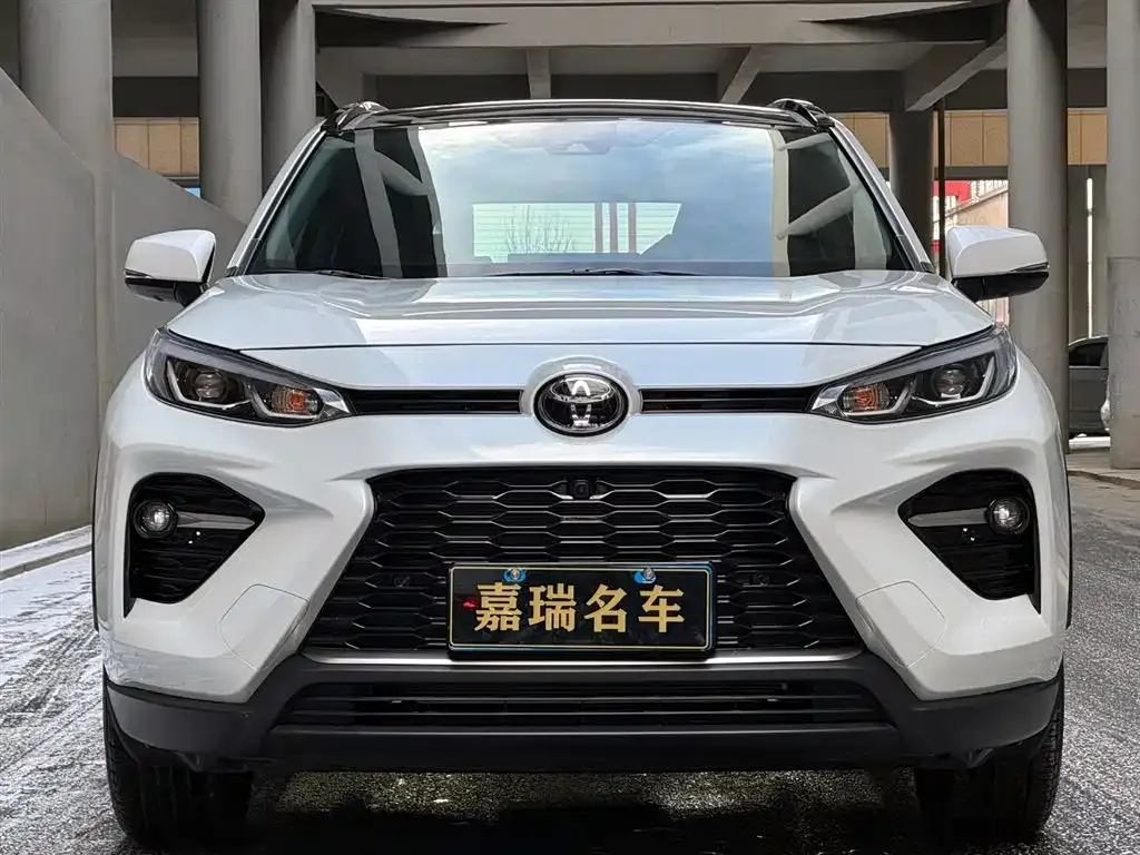 Toyota Wildlander — фото 2