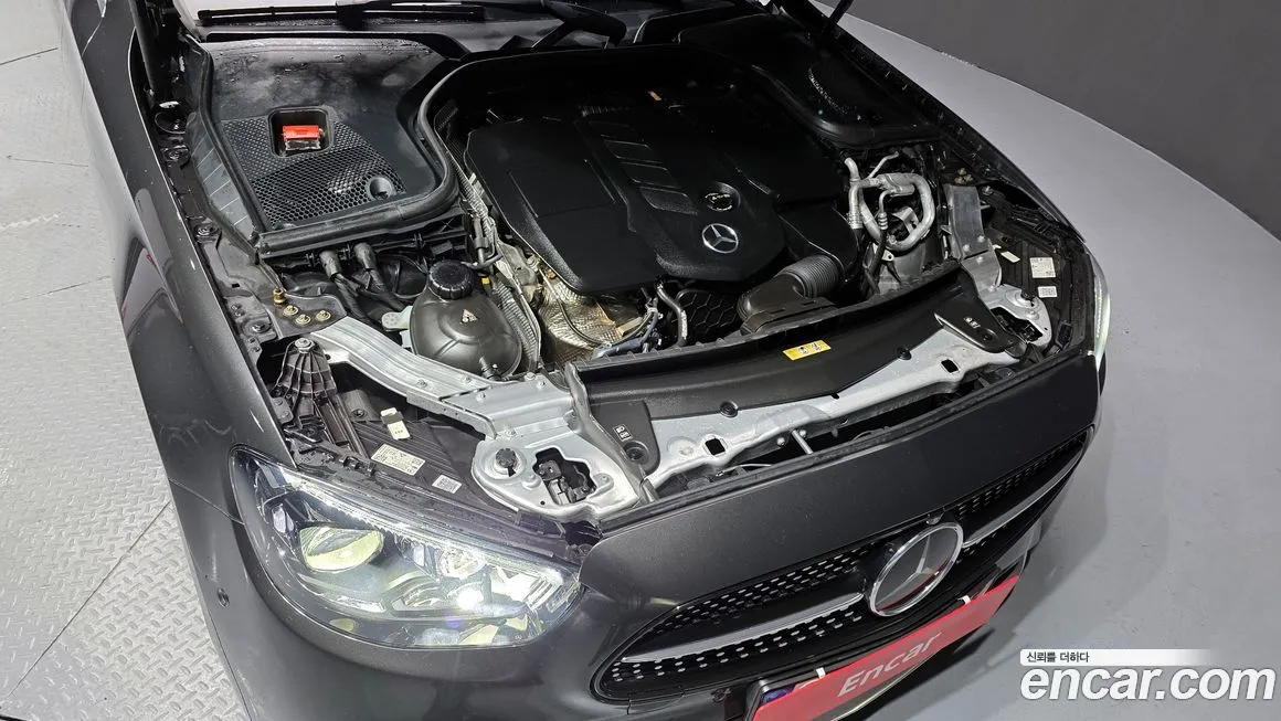 [object Object] E-Class 2022 из KR, фото 6