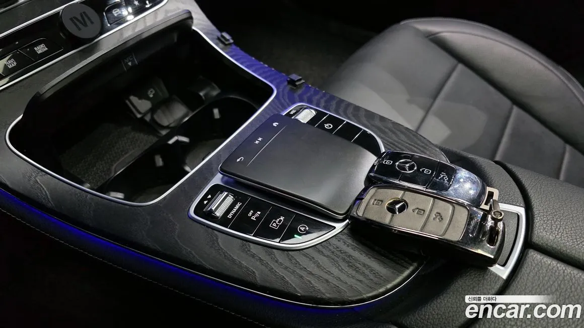 [object Object] E-Class 2022 из KR, фото 9