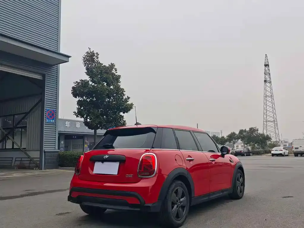 MINI Cooper (3-door) 2021 из CN, фото 3