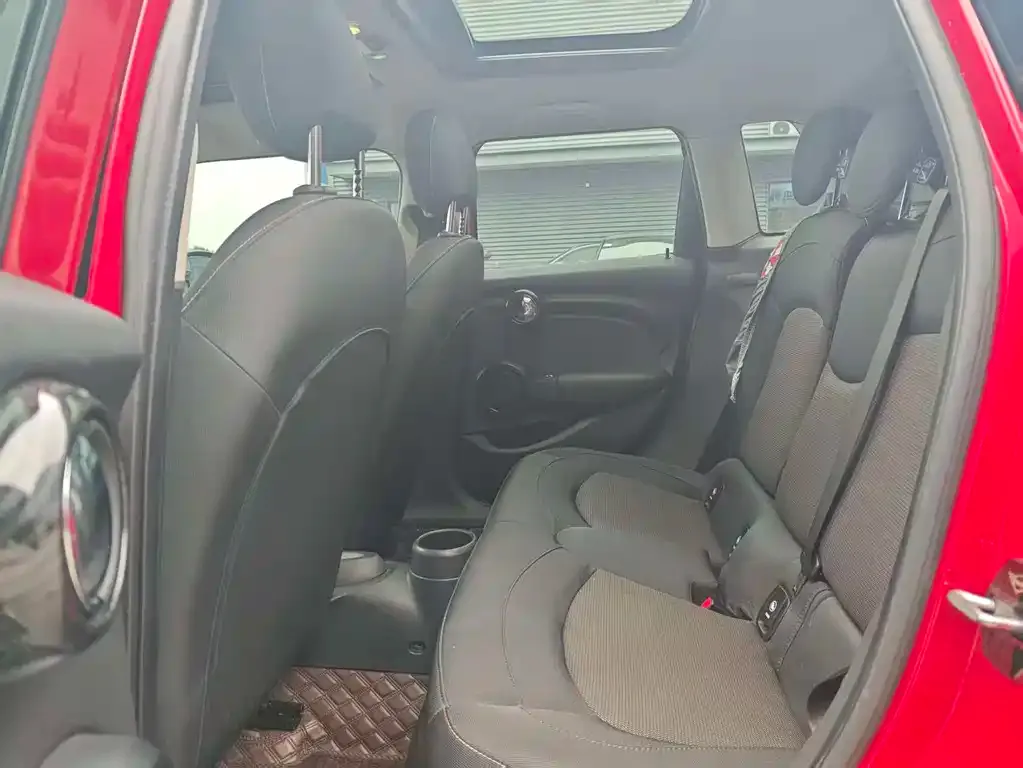 MINI Cooper (3-door) 2021 из CN, фото 2