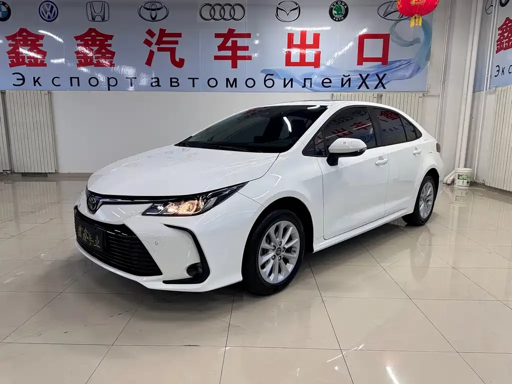 Toyota Corolla 2022 из CN, фото 1