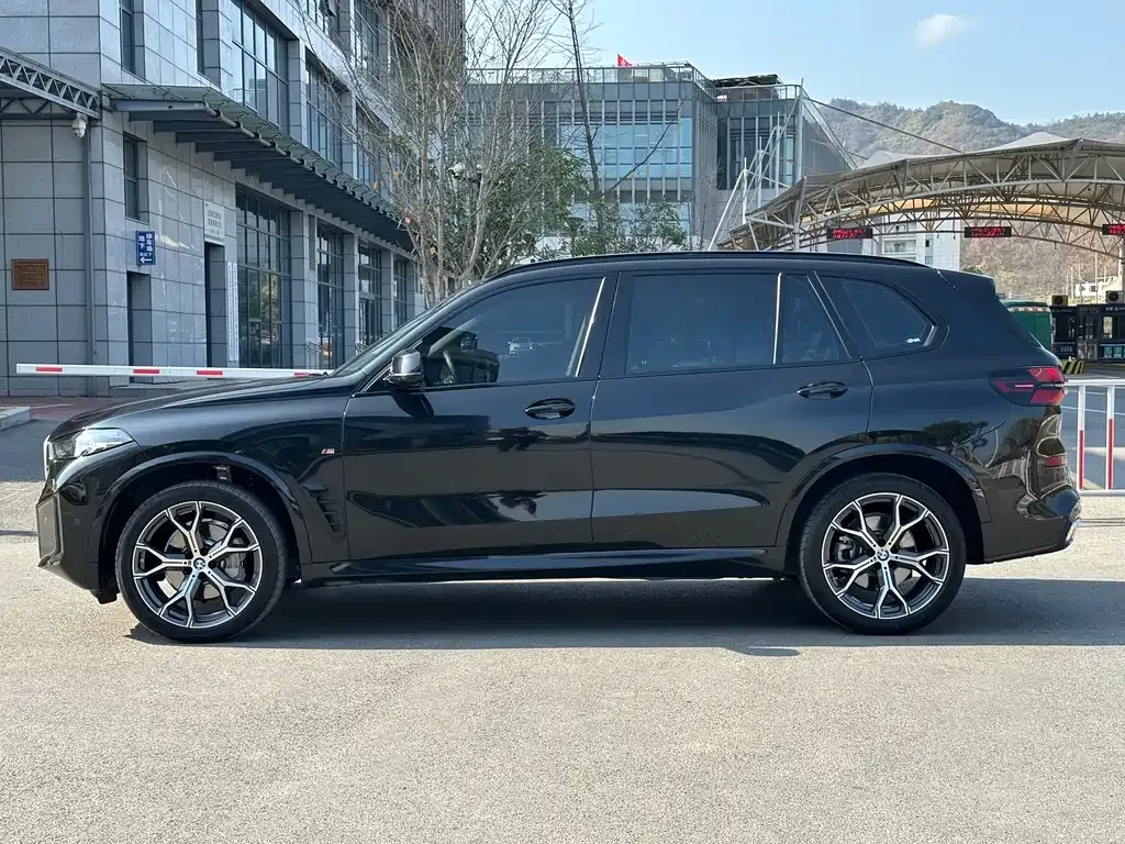 BMW X5 2024 из CN, фото 10