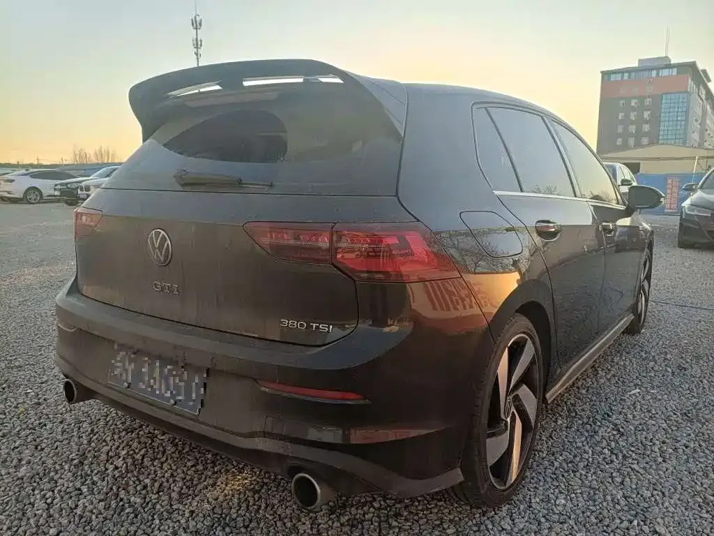 Volkswagen Golf GTI 2023 из CN, фото 4