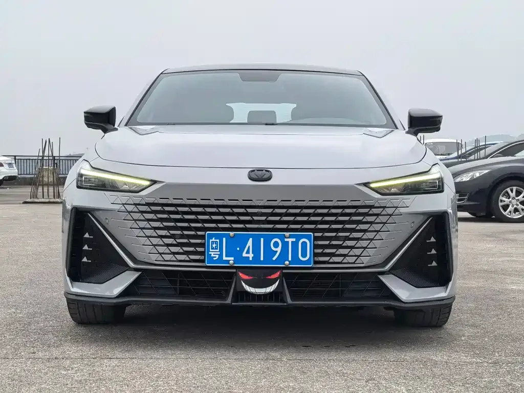 Changan UNI-V 2023 из CN, фото 5