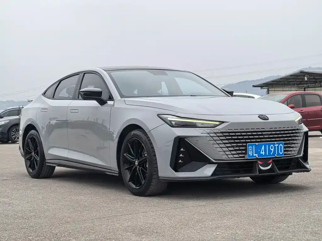 Changan UNI-V 2023 из CN, фото 7