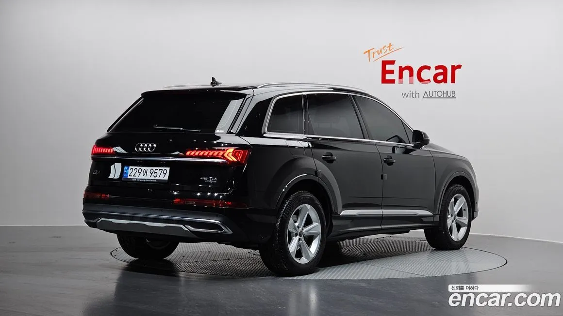 Audi Q7 2022 из KR, фото 4