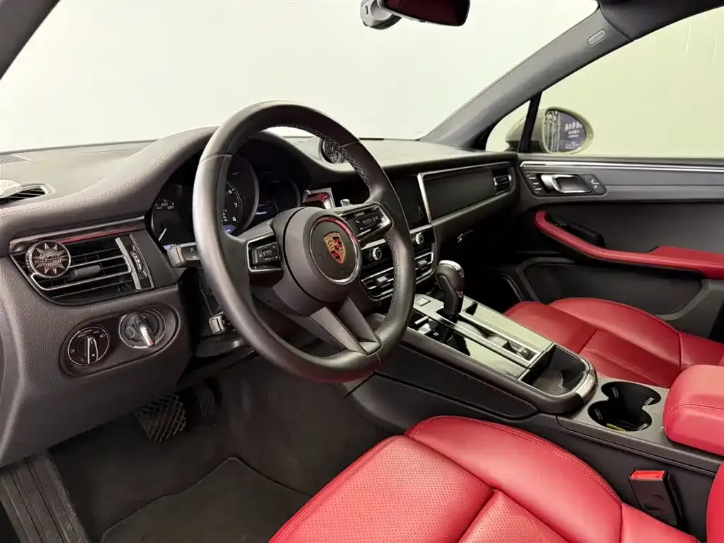 Porsche Macan 2024 из CN, фото 7