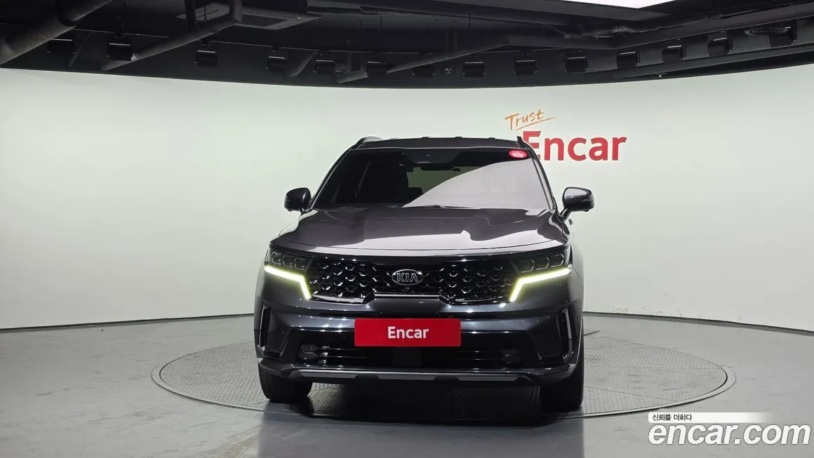 Kia Sorento — фото 4