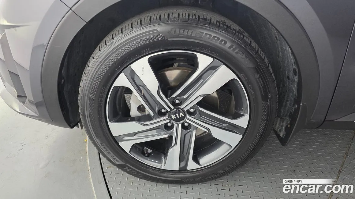 Kia Sorento — фото 8