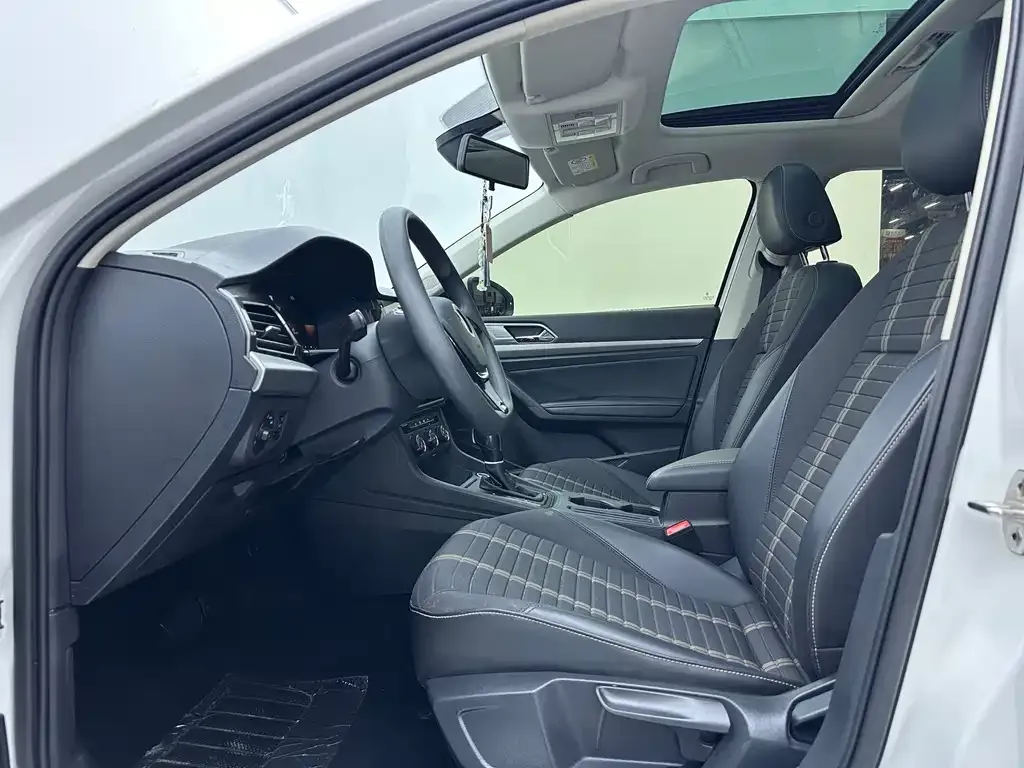Volkswagen Lavida 2022 из CN, фото 10