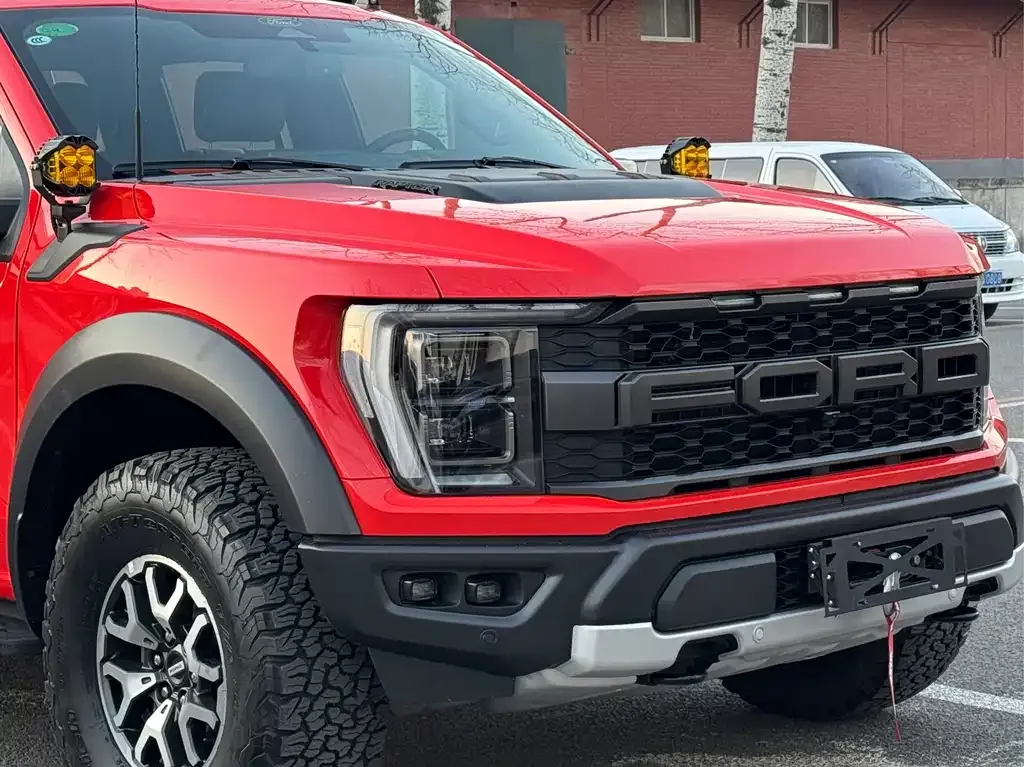 Ford F-150 Raptor — фото 9