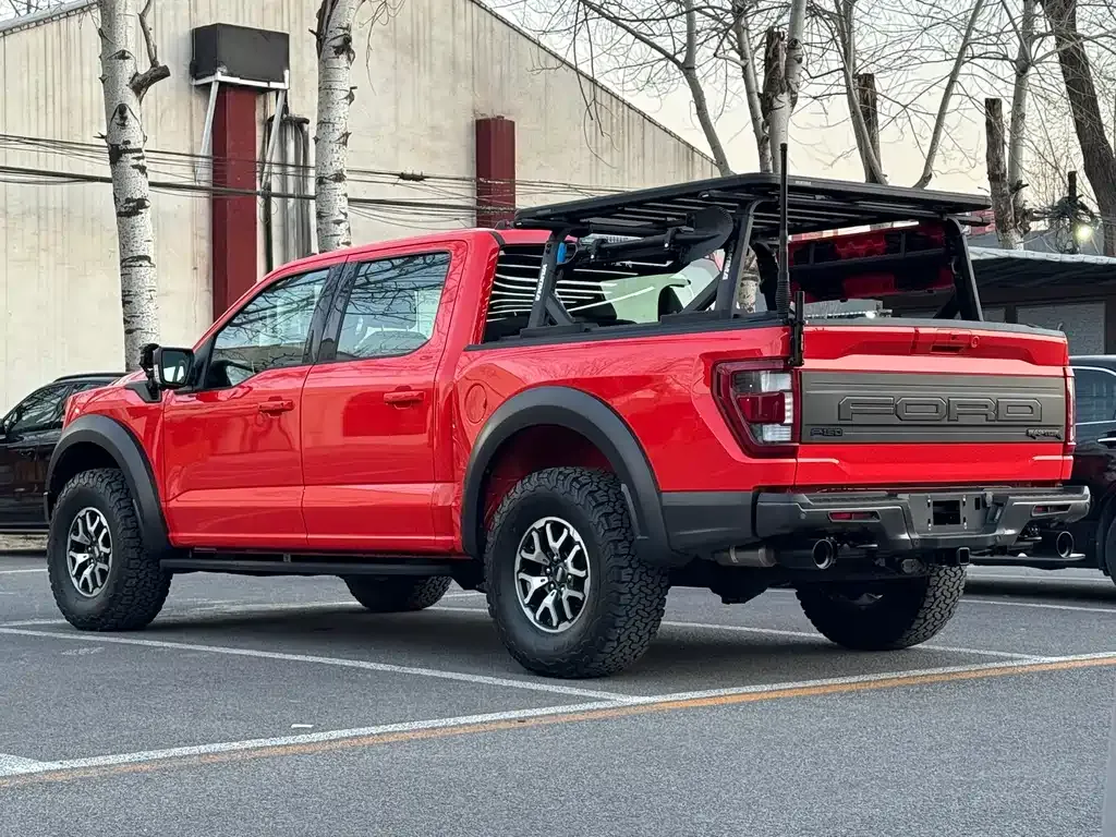 Ford F-150 Raptor — фото 10