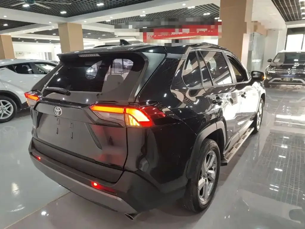 Toyota RAV4 2021 из CN, фото 7