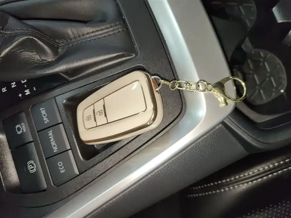 Toyota RAV4 2021 из CN, фото 9