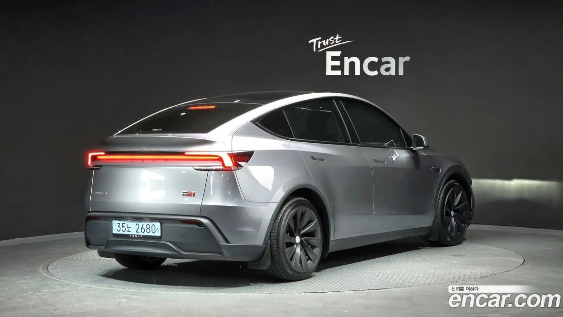 Tesla Model Y 2025 из KR, фото 10
