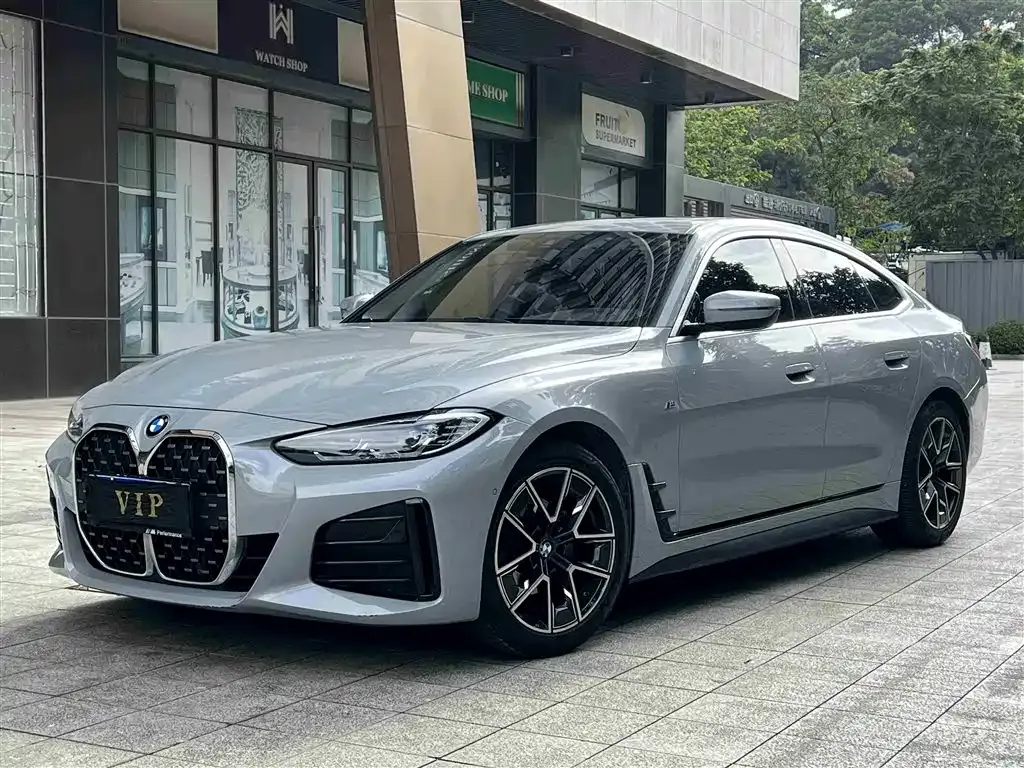 BMW 4 Series — фото 1
