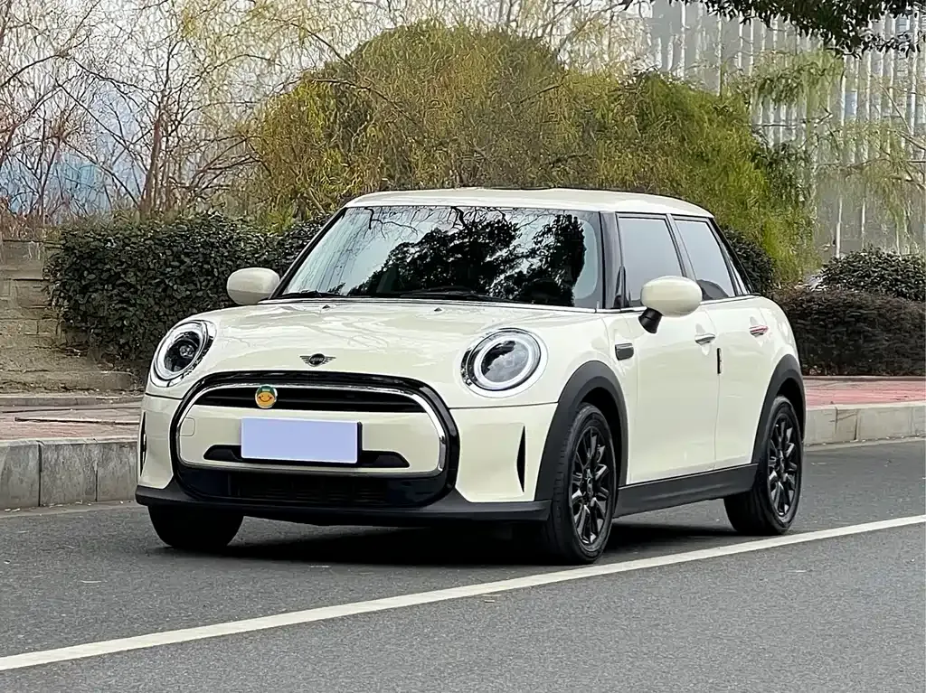 MINI Cooper (3-door) 2021 из CN, фото 1