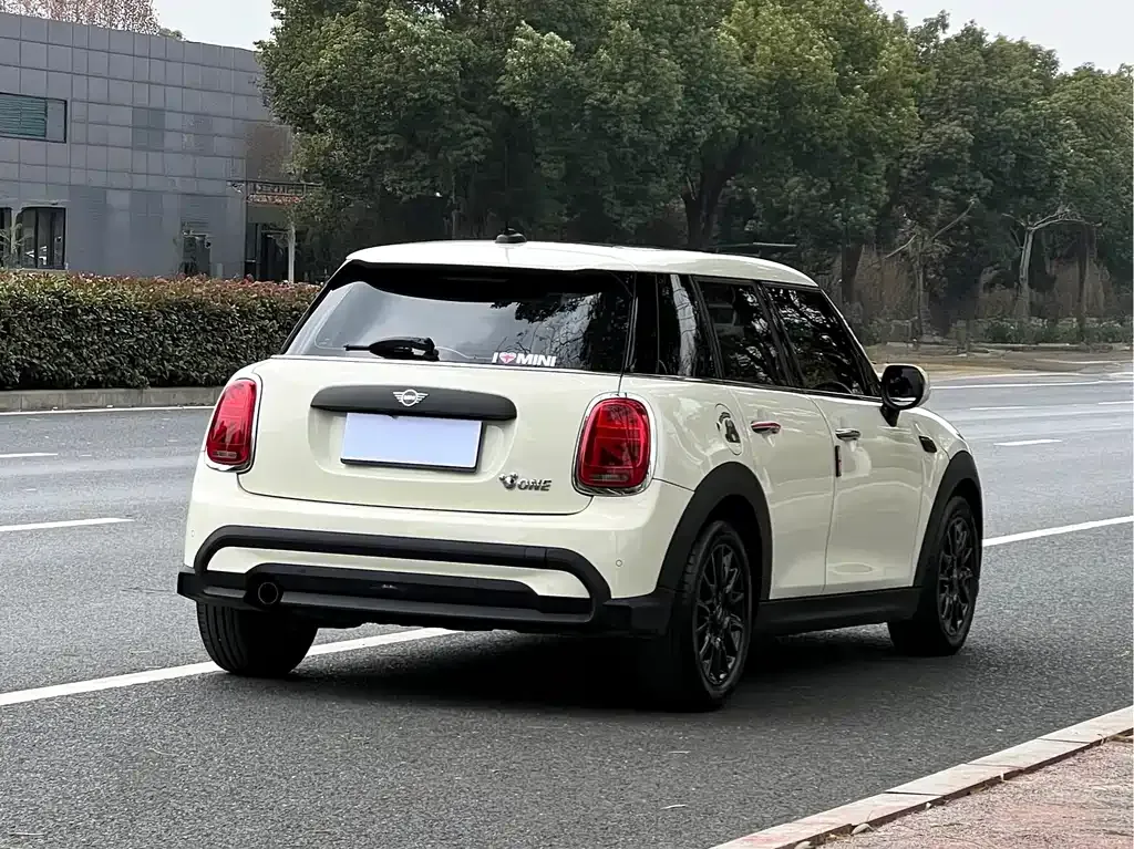 MINI Cooper (3-door) 2021 из CN, фото 9