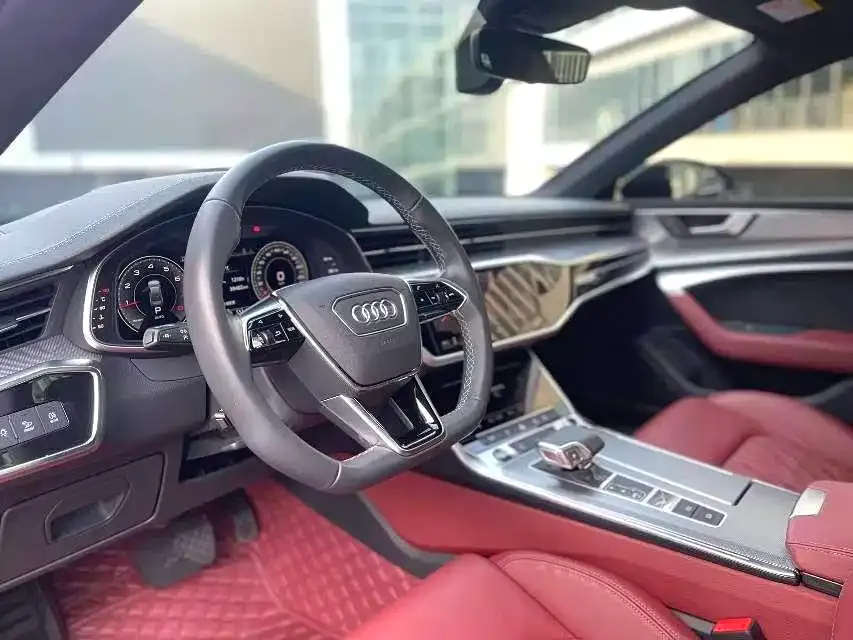 Audi A7L 2024 из CN, фото 6