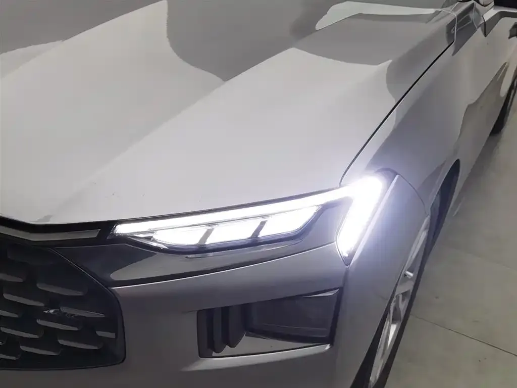 Ford Mondeo 2022 из CN, фото 2
