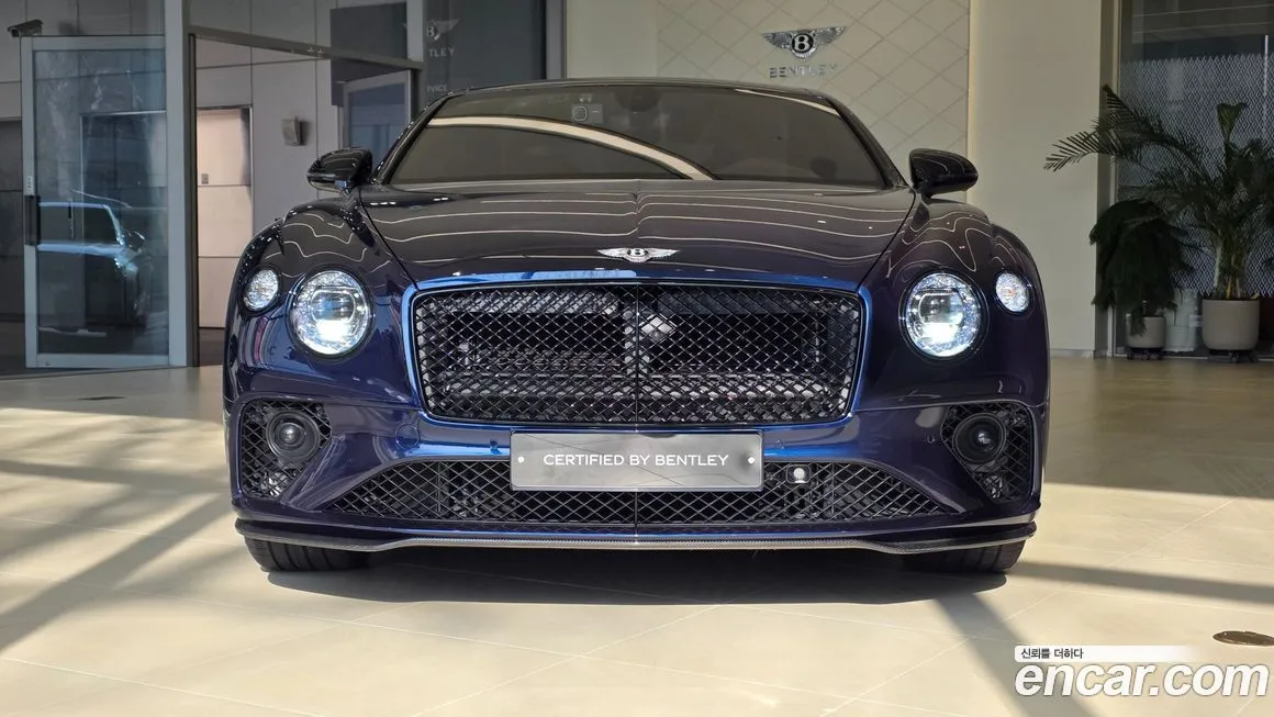 Bentley Continental 2024 из KR, фото 1