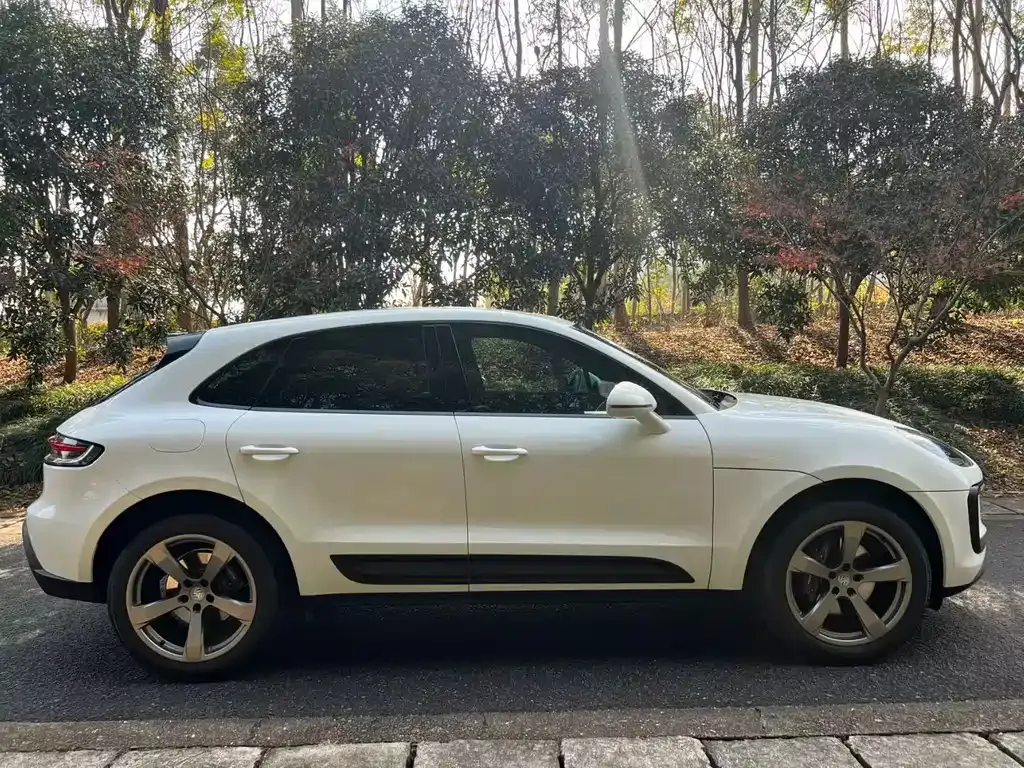 Porsche Macan 2025 из CN, фото 9
