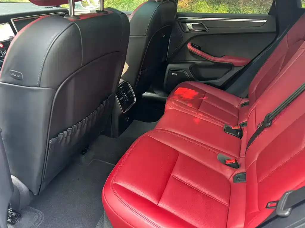 Porsche Macan 2025 из CN, фото 8