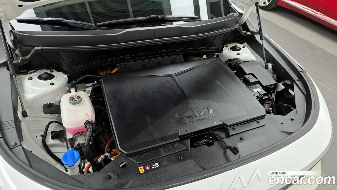 [object Object] Niro 2023 из KR, фото 6