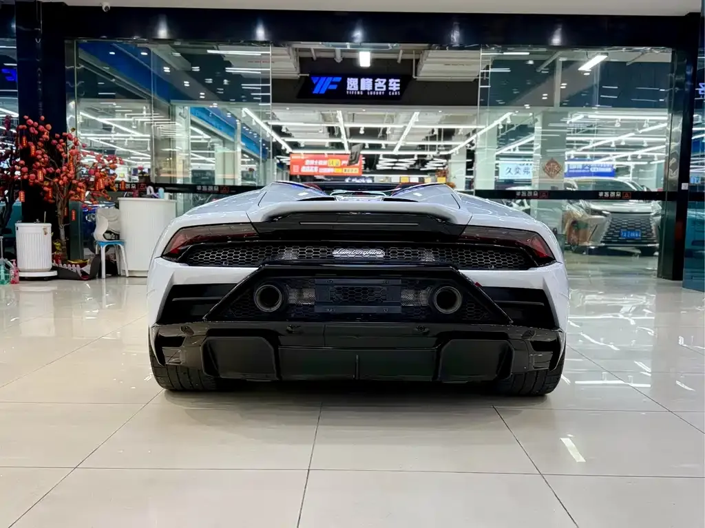 Lamborghini Huracan 2021 из CN, фото 4