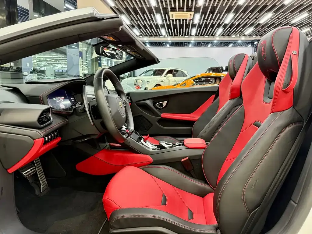 Lamborghini Huracan 2021 из CN, фото 8