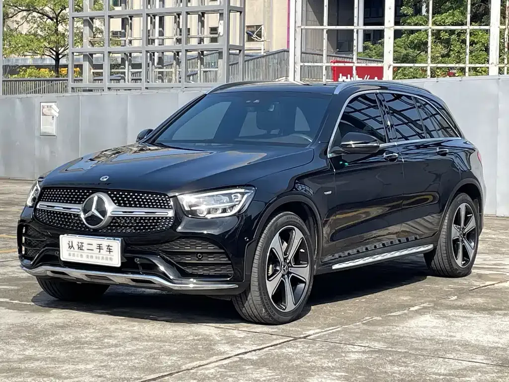 Mercedes-Benz GLC — фото 1