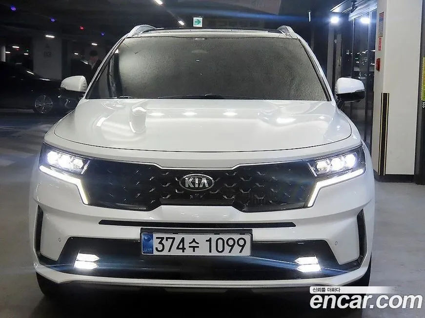 Kia Sorento — фото 7
