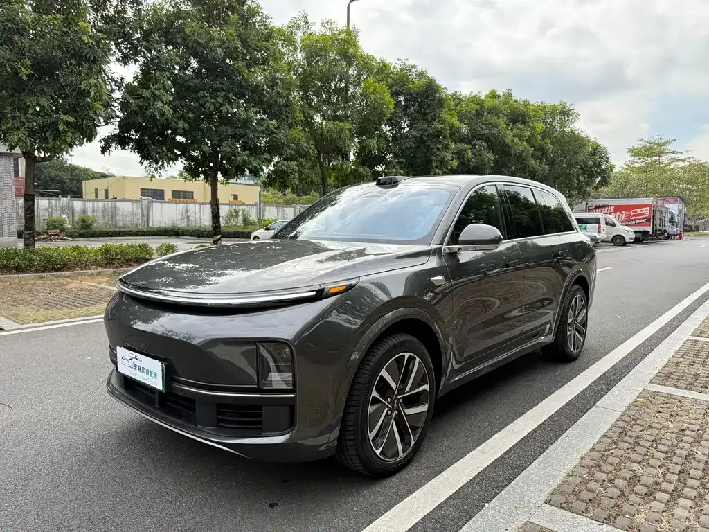 Li Auto L8 2024 из CN, фото 1