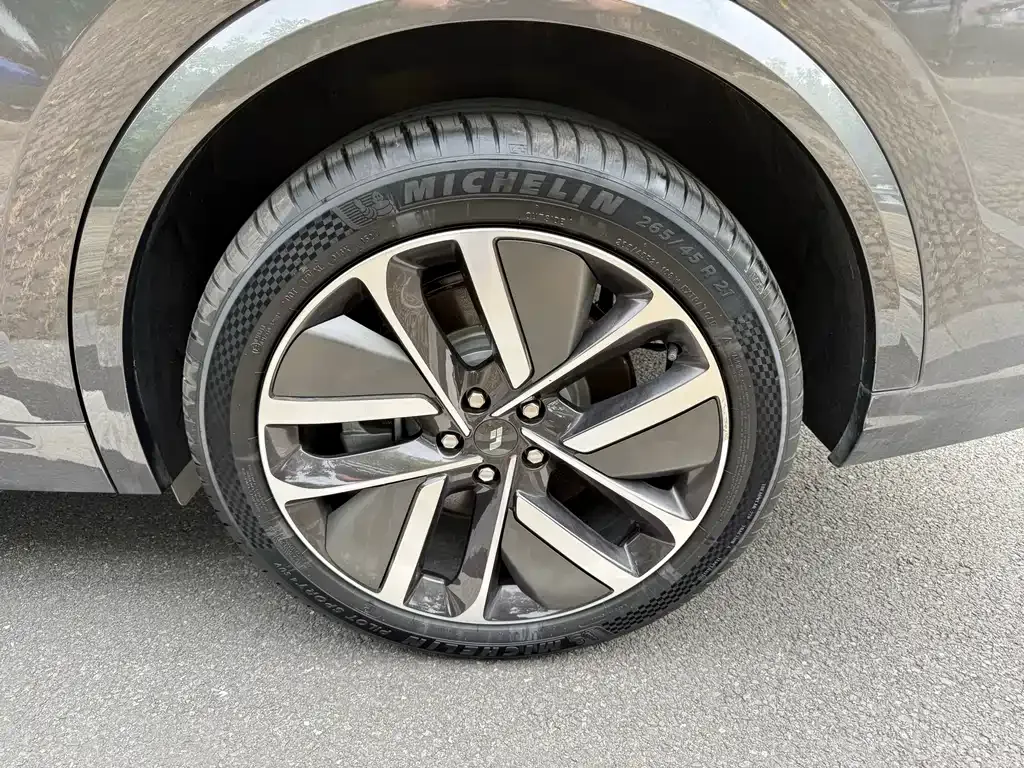Li Auto L8 2024 из CN, фото 6