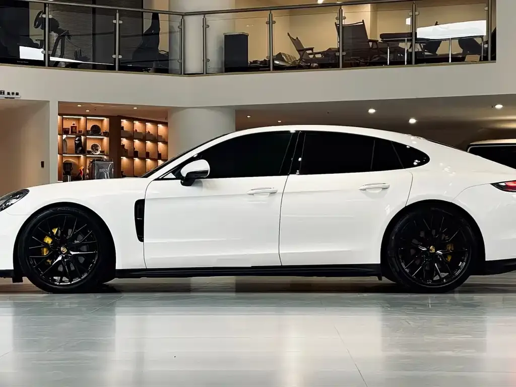 Porsche Panamera 2022 из CN, фото 2