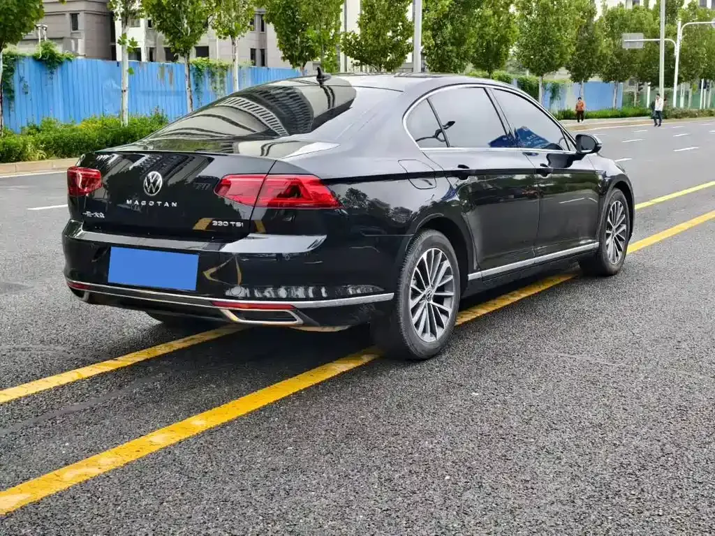Volkswagen Magotan 2021 из CN, фото 8