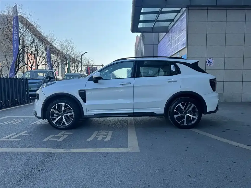 Lynk & Co 01 EM-P 2023 из CN, фото 4