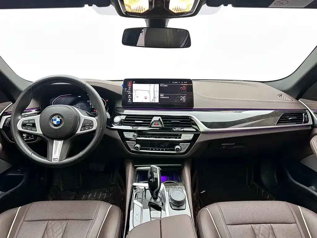 BMW 5 Series — фото 4